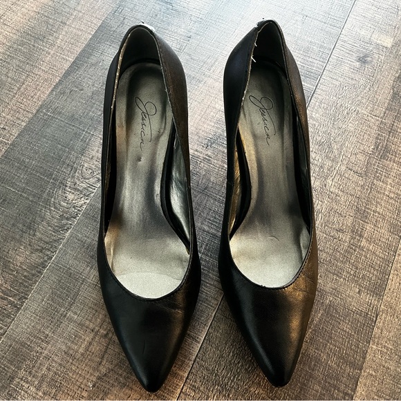 EUC Jessica Heels - Picture 2 of 3